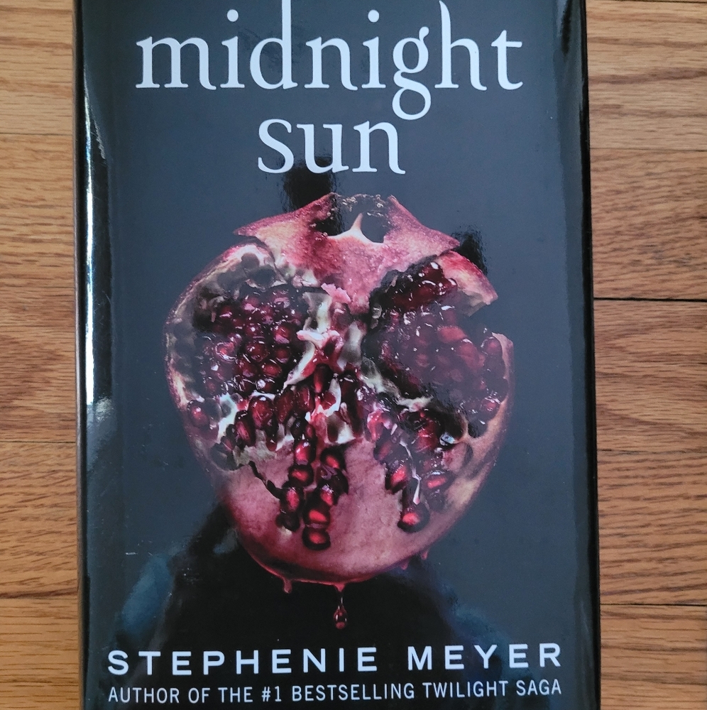 Midnight Sun by Stephanie Meyer